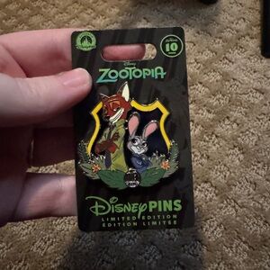 2026 Pin Trading Night Zootopia 10th Anniversary Nick & Judy pin LE 4000